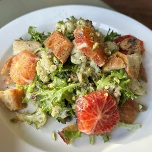 Roasted cauliflower salad