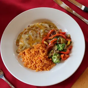 a plate of mexican food