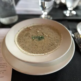 Bart &apos;s Clam Chowder