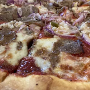 Pepperoni sausage garlic and onion pie