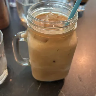 Iced Vanilla Latte