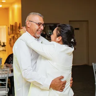 JW Photography 520-730-8697 www.jwphotographytucson.com