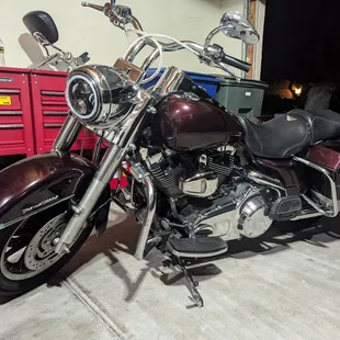 Look at the cable routing!