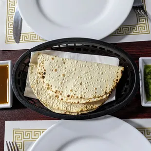 Dinner app (free papadam with chutneys)