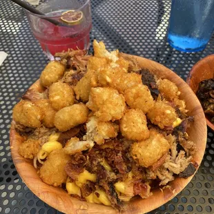 BYO Mac w/pulled pork, tots, and bacon.