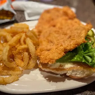 Sahm's Restaurant