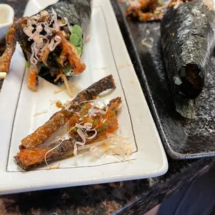 Salmon skin hand roll