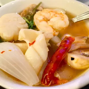 Tom Yum Pok Tak Soup - seafood