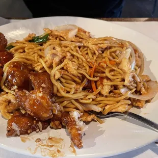 Chicken Lo Mein with Sesame Chicken on the side