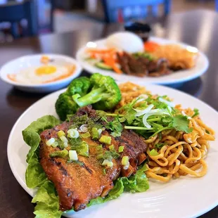 #91 Heo Sườn Non Mì Tỏi: BBQ Pork Rib &amp; Garlic Noodles | $13.95