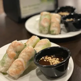 A2. Fresh Spring Rolls w/ shrimp