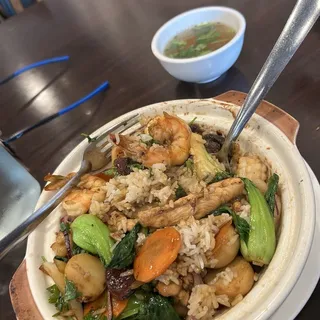 64A. Sauteed Shrimp, Chicken, Squid, Chinese Sausage, Vegetable, and Rice Cooked in Clay Pot