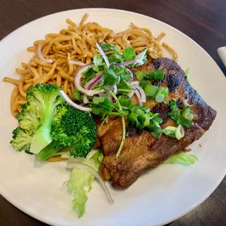 91. BBQ Pork Rib with Garlic Noodle