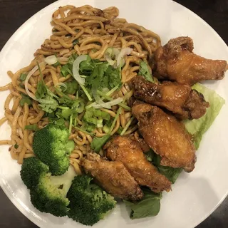 94. Fried Chicken Wings with Garlic Noodle
