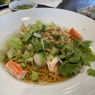 68. Sauteed Shrimp, Imitation Crab, Squid, Fish Ball, and Mix Vegetables over Crispy Noodle