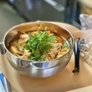 Lemongrass Spicy Noodle Soup