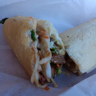 The insides of the chicken banh mi.