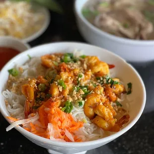 Grilled shrimp rice noodle bowl