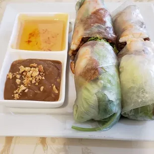 I&apos;d come back for the spring rolls!