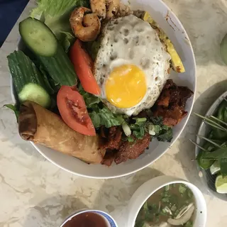 A5. Grilled Pork & Shrimp Spring Rolls (2) --- Goi Cuon Thit Heo Nuong Tom