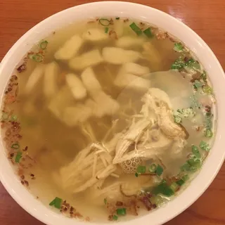 H4 - Chicken & Fish Noodle Soup