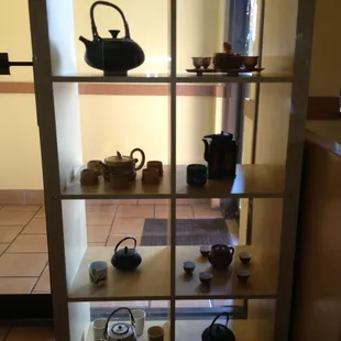Tea sets, pretty