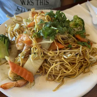 36. Shrimp Chow Mein