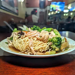 #46 crispy noodles $15