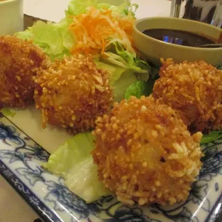 Saigon Style Pot Stickers (4)