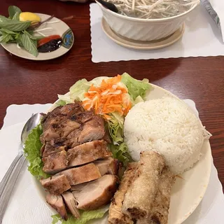 Grilled Chicken Or Pork Or Beef W/rolls