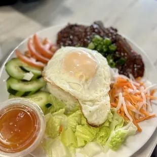 Korean short ribs over rice with egg