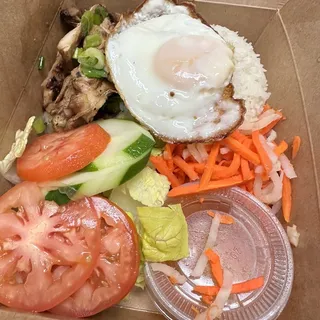 E2 - Grilled Chicken & Fried Egg Rice Plate