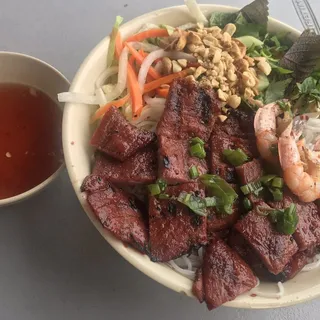 Grilled Pork Noodles Stir Fry