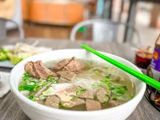 Pho Lodge