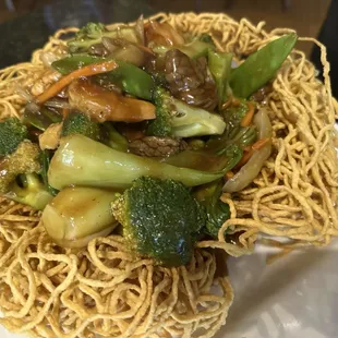 Fried noodle dish with beef