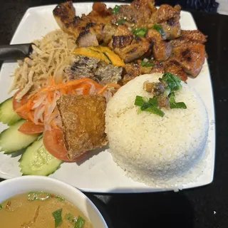 4.1. Steam Rice with Grilled Pork - Cm tht nng