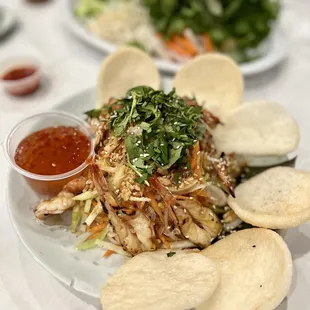 gỏi xoài tôm nướng - mango salad with grilled butterfly prawns