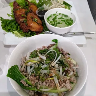 Mì/ Hủ Tiếu Gà Quay