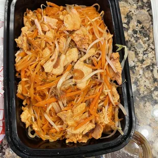 Pad Thai with chicken