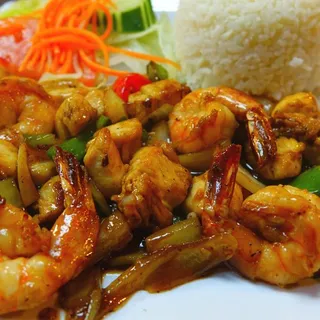 C9. Stir Fried Shrimp & Chicken Combo Rice Platter