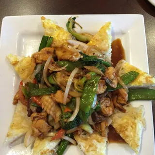 K3. Combo Pan Fried Rice Noodle