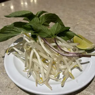 Pho garnish