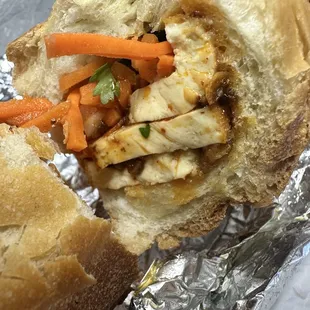 Tofu veggie sandwich bánh mí