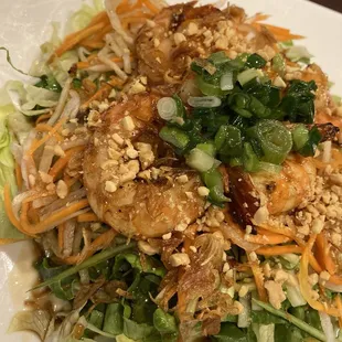 Vietnamese salad w shrimp