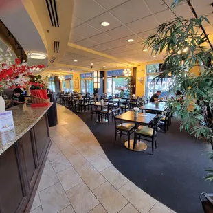 The view as you enter the dining room.