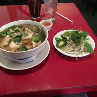 Phở Gà (Chicken)