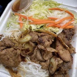 Grilled pork vermicelli bowl - excellent