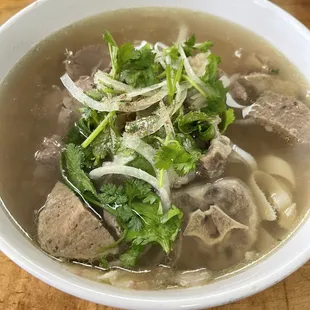 Oxtail pho