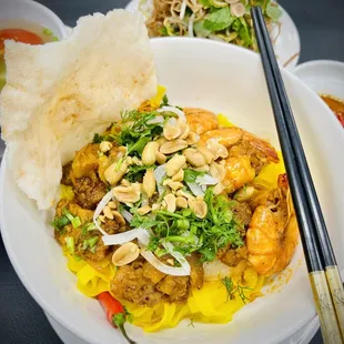Mì Quảng. Quang Style Noodle with Pork and Shrimps.