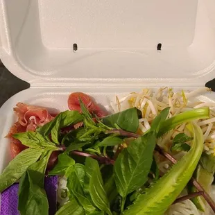 Raw beef noodles soup
